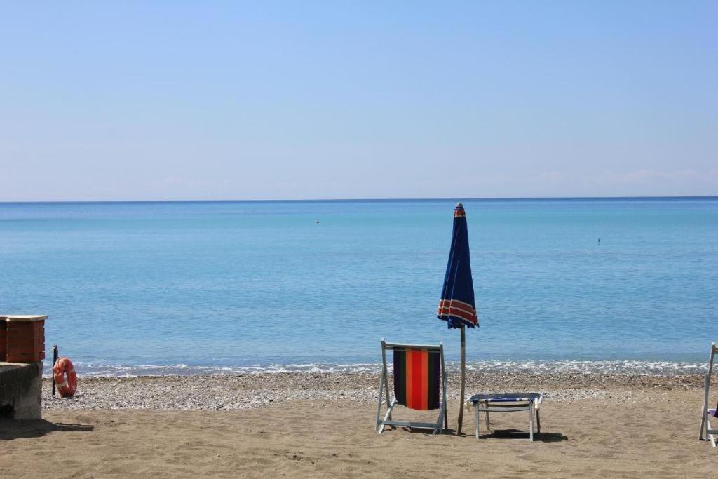 Affittacamere A Due Passi Dal Mare Marina di Cecina Exterior foto